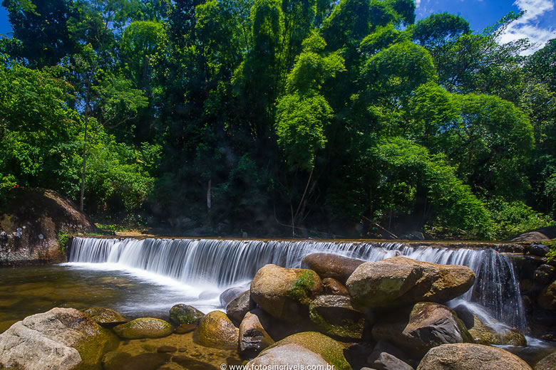 Paraty Convention & Visitors Bureau - Cachoeira do Poço da Laje