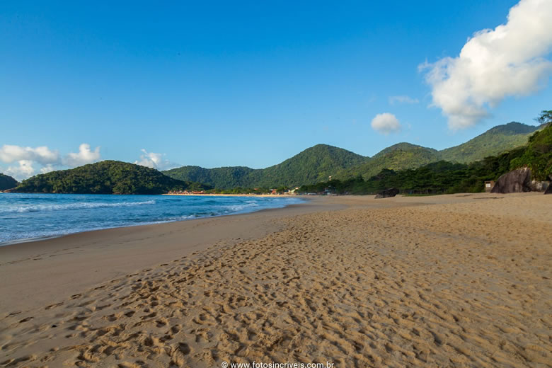 Paraty Convention & Visitors Bureau - Praia Brava